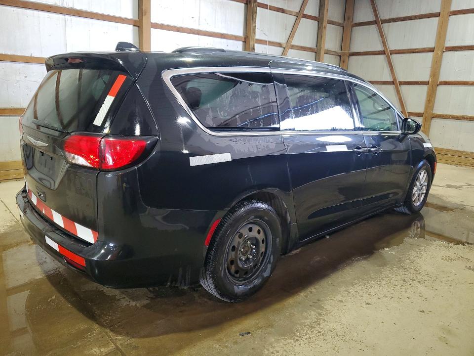 Photo 3 from auction – 2020 CHRYSLER VOYAGER with VIN 2C4RC1DG5LR261775