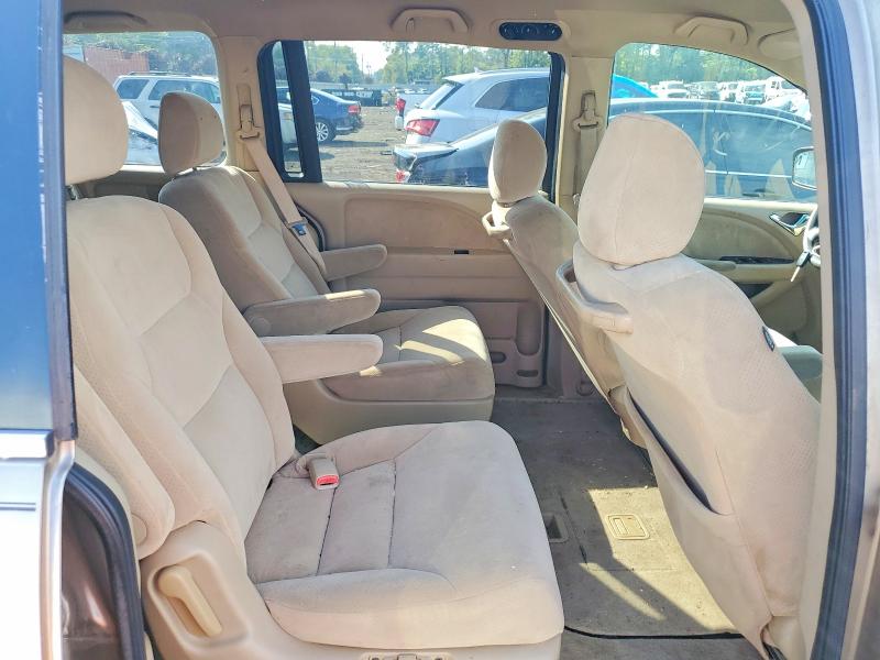 Photo 11 from auction – 2005 HONDA ODYSSEY with VIN 5FNRL38225B090315