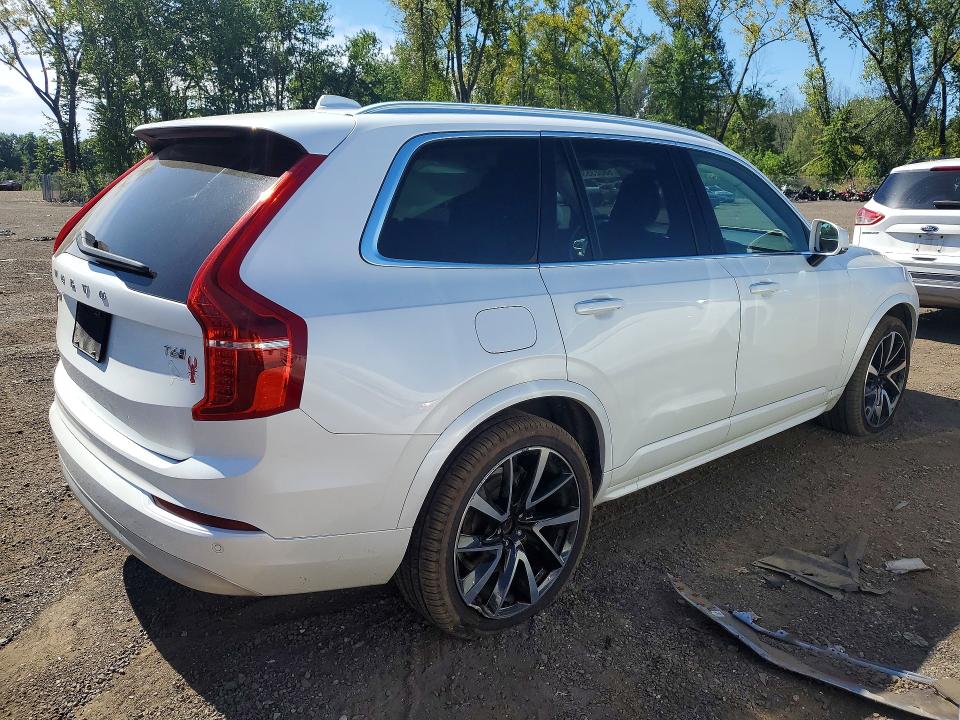Photo 3 from auction – 2022 VOLVO XC90 with VIN YV4A22PK1N1786343