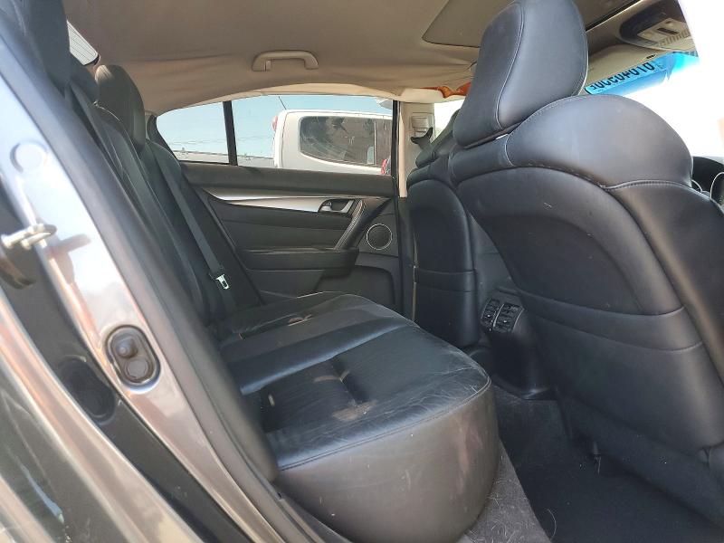 Photo 10 from auction – 2010 ACURA TL with VIN 19UUA8F57AA000980
