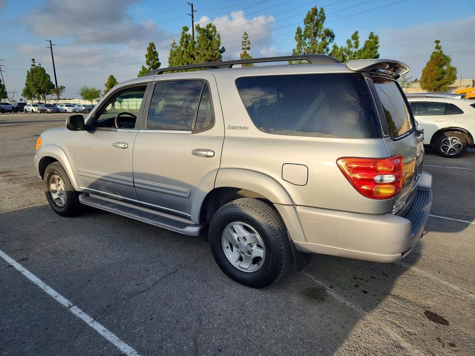 Photo 2 from auction – 2002 TOYOTA SEQUOIA with VIN 5TDZT38AX2S134012