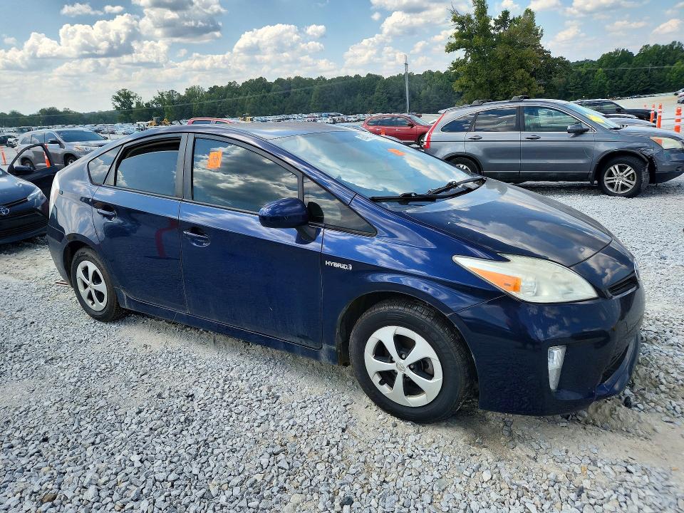 Photo 4 from auction – 2014 TOYOTA PRIUS with VIN JTDKN3DU2E0387246