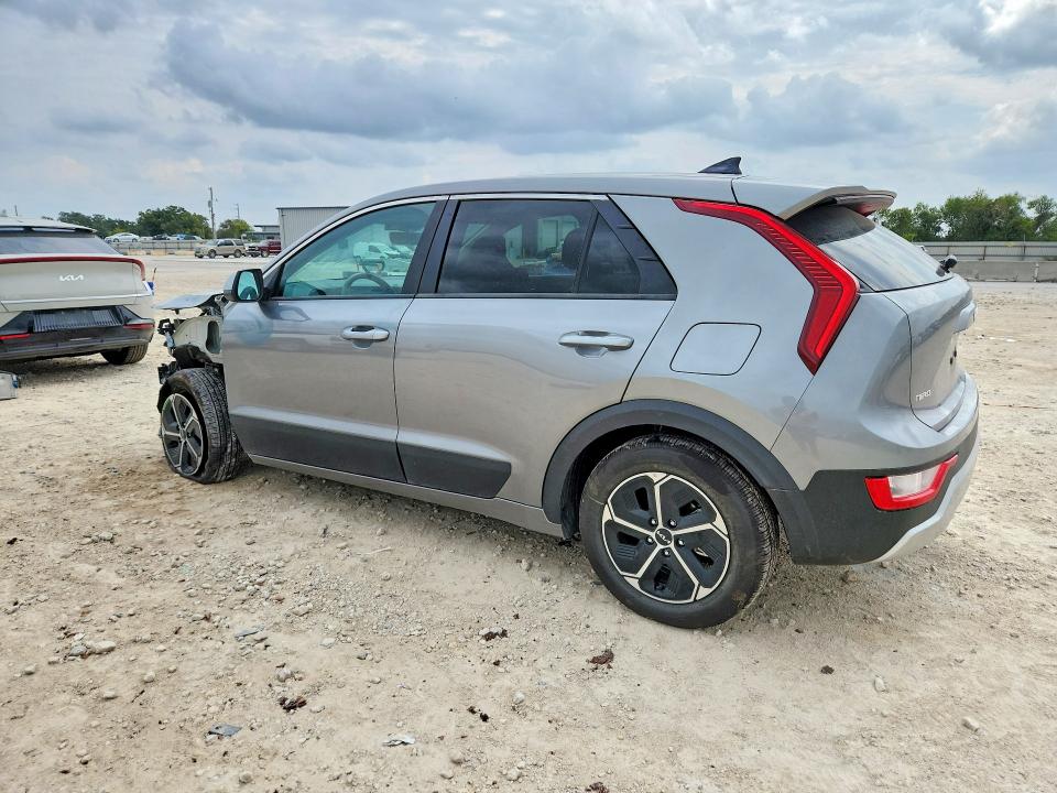 Photo 2 from auction – 2026 KIA NIRO with VIN KNDCP3LE2T5358645