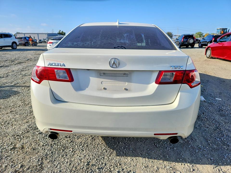 Photo 6 from auction – 2009 ACURA TSX with VIN JH4CU26689C030754