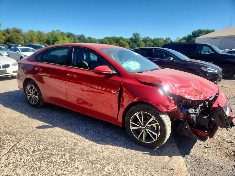 Photo 4 from auction – 2023 KIA FORTE with VIN 3KPF24AD9PE596997