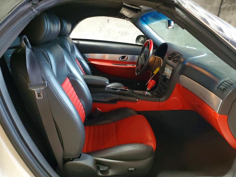 Фото 10 с аукциона – 2002 FORD THUNDERBIRD с VIN 1FAHP60A02Y126010