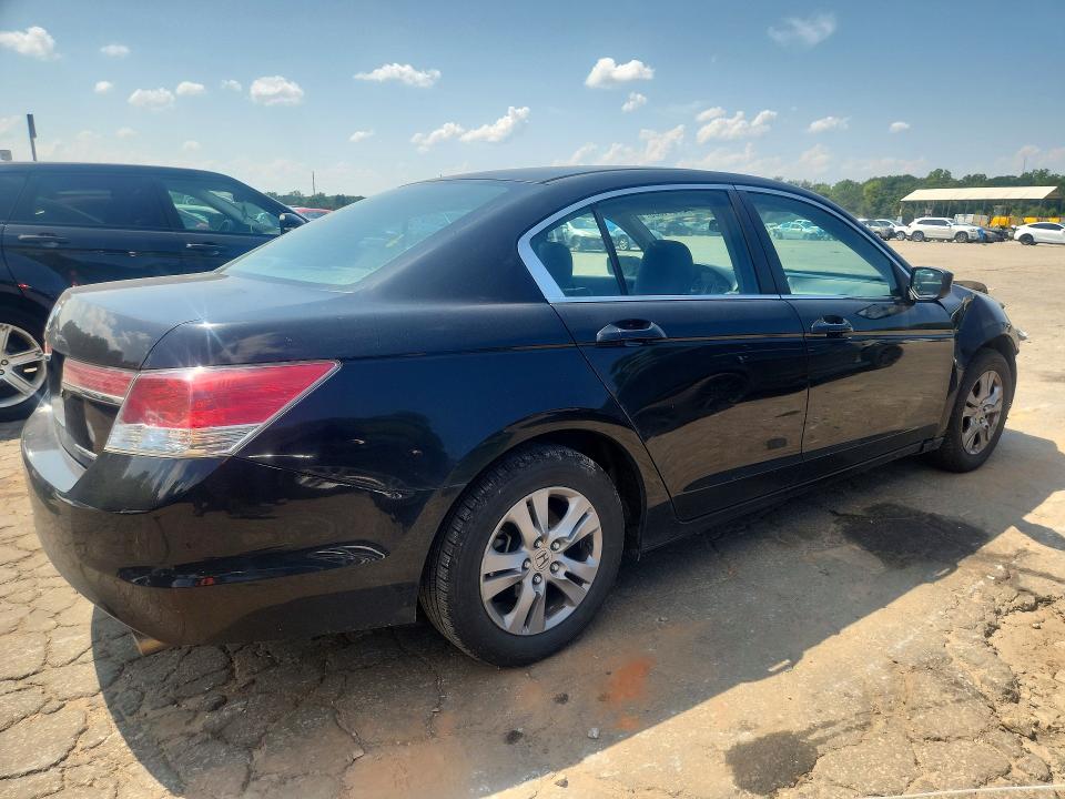 Photo 3 from auction – 2023 HONDA ACCORD with VIN 1HGCP2F60CA094249