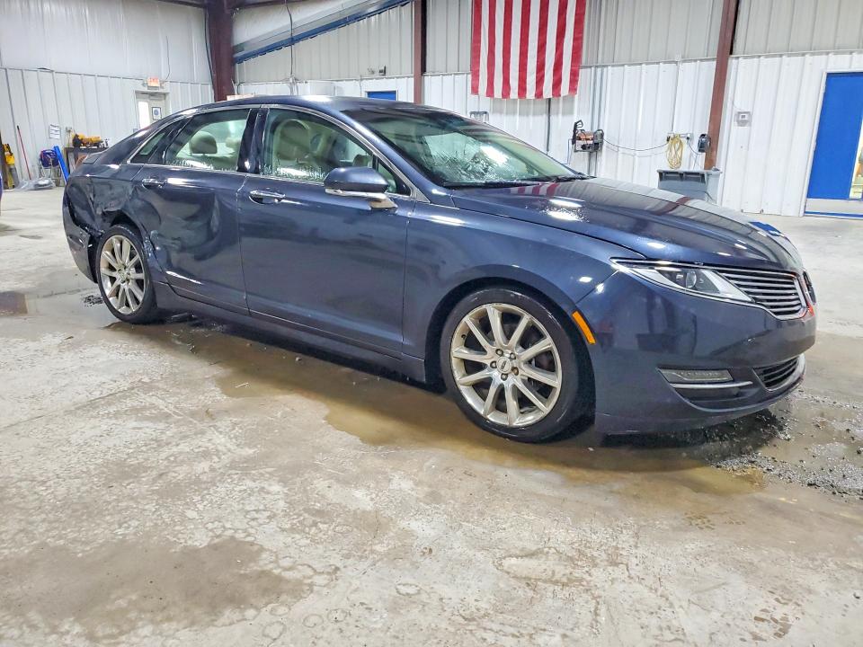 Photo 4 from auction – 2014 LINCOLN MKZ with VIN 3LN6L2J94ER826380