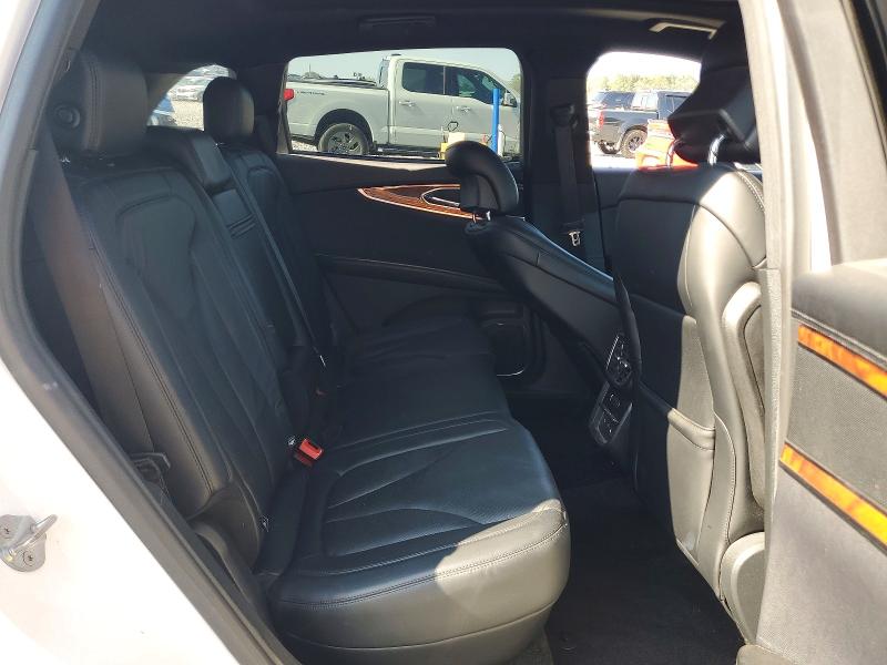 Photo 11 from auction – 2017 LINCOLN MKX with VIN 2LMPJ6LRXHBL38539