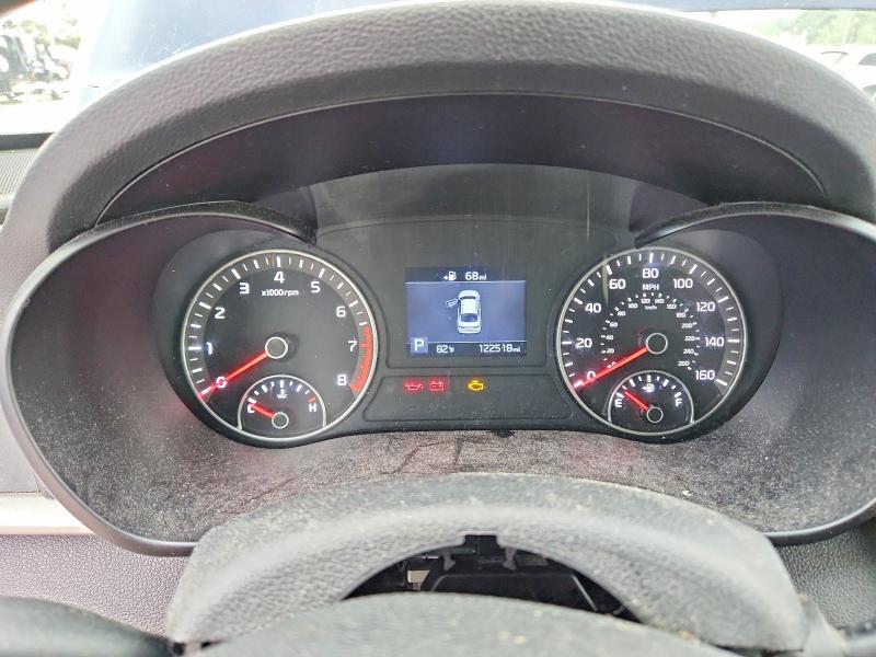 Photo 9 from auction – 2019 KIA OPTIMA with VIN 5XXGT4L31KG312607