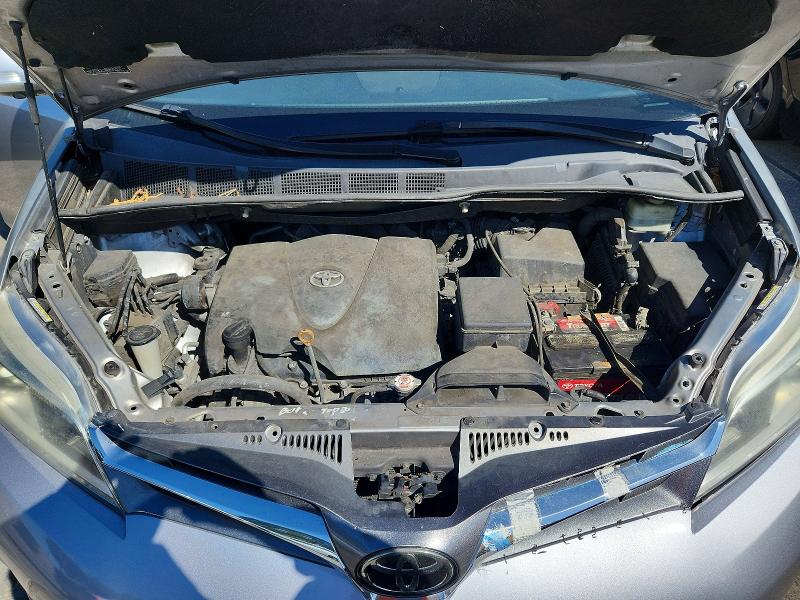 Photo 11 from auction – 2018 TOYOTA SIENNA with VIN 5TDYZ3DC3JS924011