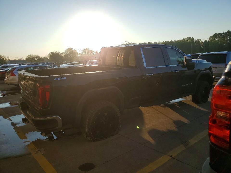 Снимка 3 от търг – 2021 GMC SIERRA с VIN 1GT49NEY0MF304614