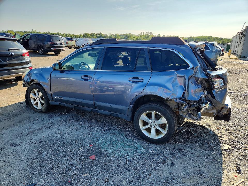 Zdjęcie 2 z aukcji – 2014 SUBARU OUTBACK z VIN 4S4BRBLC3E3212604