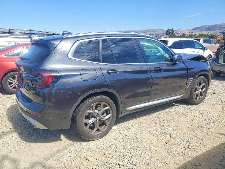 Photo 3 from auction – 2022 BMW X3 with VIN 5UX53DP01N9M07644