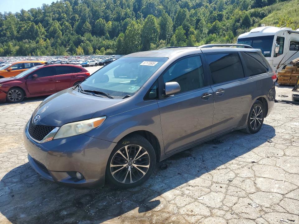 TOYOTA SIENNA 2012 with VIN 5TDYK3DC7CS256589 - Photo from auction