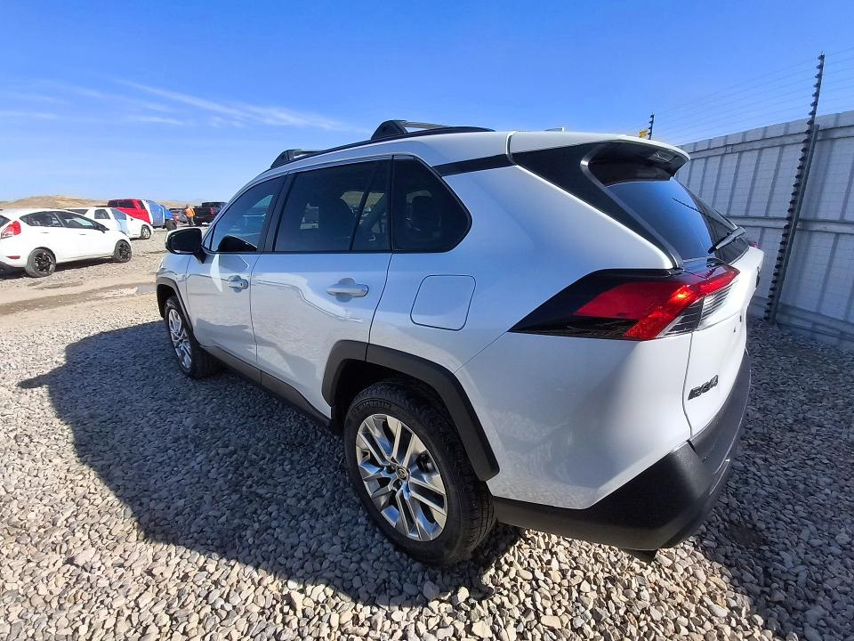 Photo 2 from auction – 2025 TOYOTA RAV4 with VIN 2T3C1RFV9SW420467
