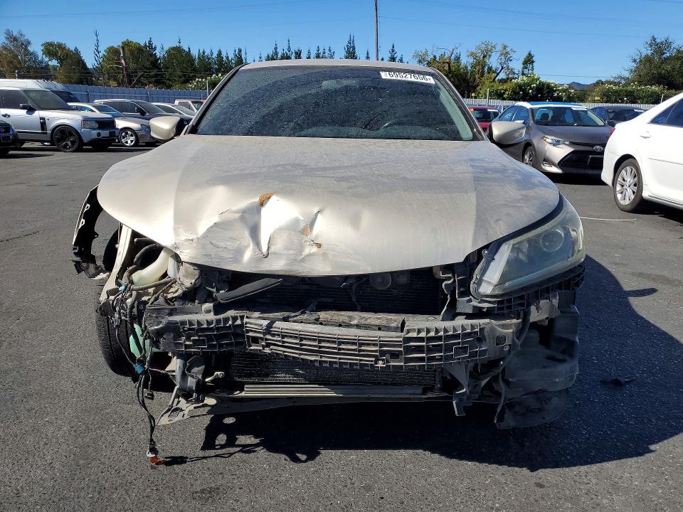 Снимка 5 от търг – 2015 HONDA ACCORD с VIN 1HGCR2F56FA218823