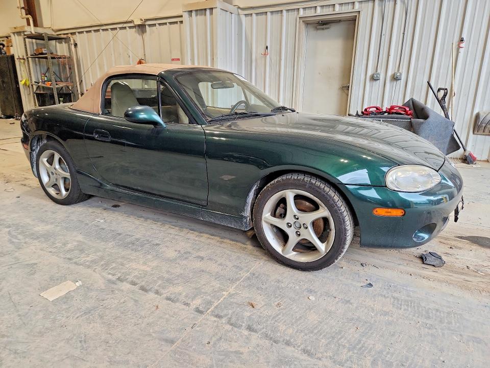 Photo 4 from auction – 2002 MAZDA MX-5 MIATA with VIN JM1NB353620228379