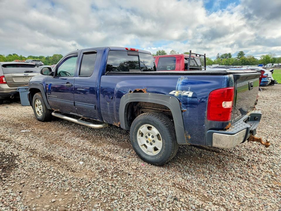 Снимка 2 от търг – 2009 CHEVROLET SILVERADO с VIN 2GCEK29J691105229