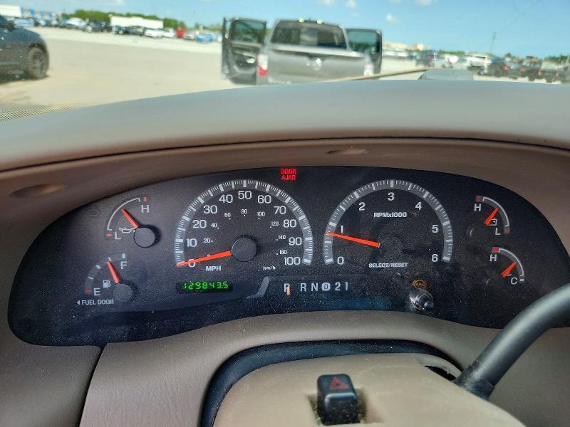 Photo 9 from auction – 2000 FORD EXPEDITION with VIN 1FMRU1768YLA60254