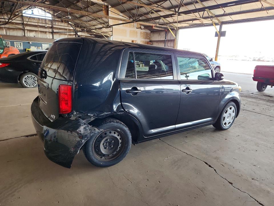 Снимка 3 от търг – 2008 SCION XB с VIN JTLKE50E981019692