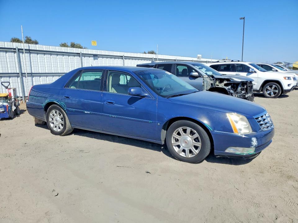 Photo 4 from auction – 2008 CADILLAC DTS with VIN 1G6KD57Y38U207530