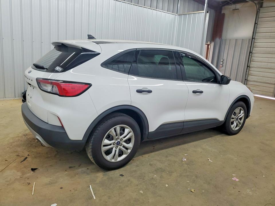 Photo 3 from auction – 2022 FORD ESCAPE with VIN 1FMCU0F60NUA63902