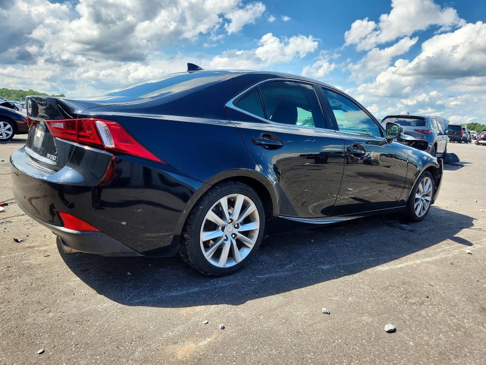 Foto 3 de la subasta – 2015 LEXUS IS con VIN JTHBF1D29F5073113