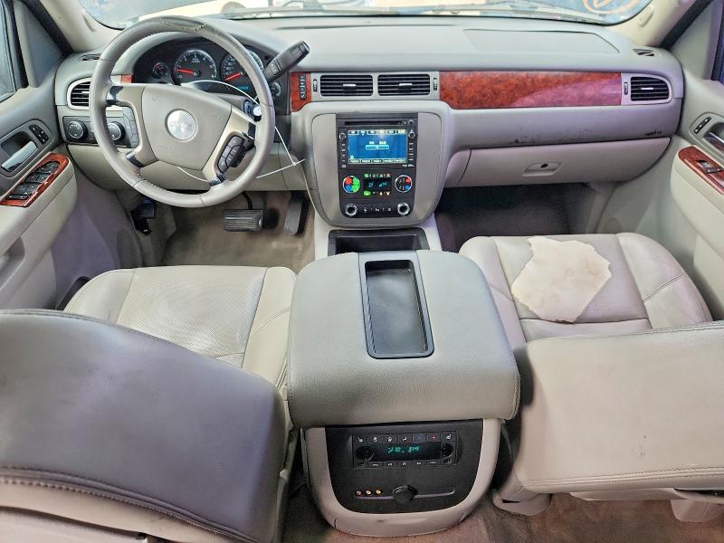 Photo 8 from auction – 2011 GMC YUKON with VIN 1GKS2CE09BR269694