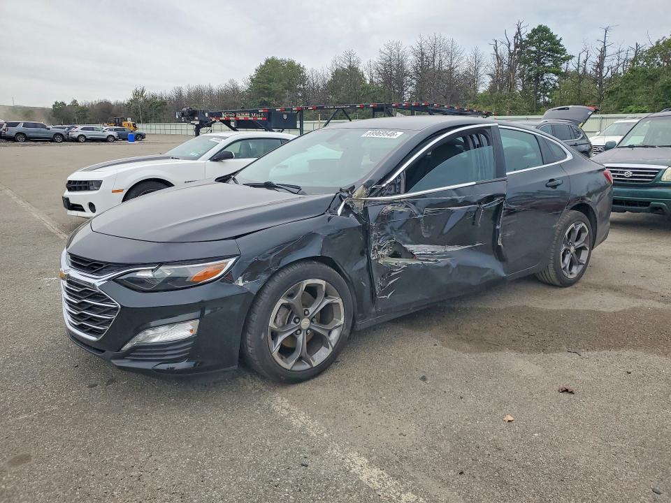 Photo 1 from auction – 2020 CHEVROLET MALIBU with VIN 1G1ZD5ST4LF104372