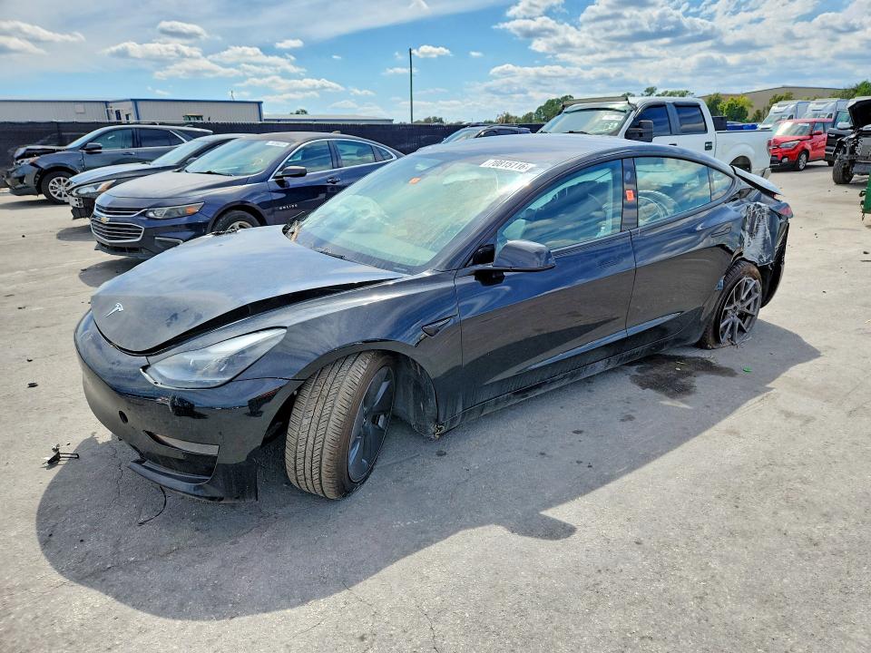 صورة رقم 1 من المزاد - 2023 TESLA MODEL 3 مع VIN 5YJ3E1EA3PF702945