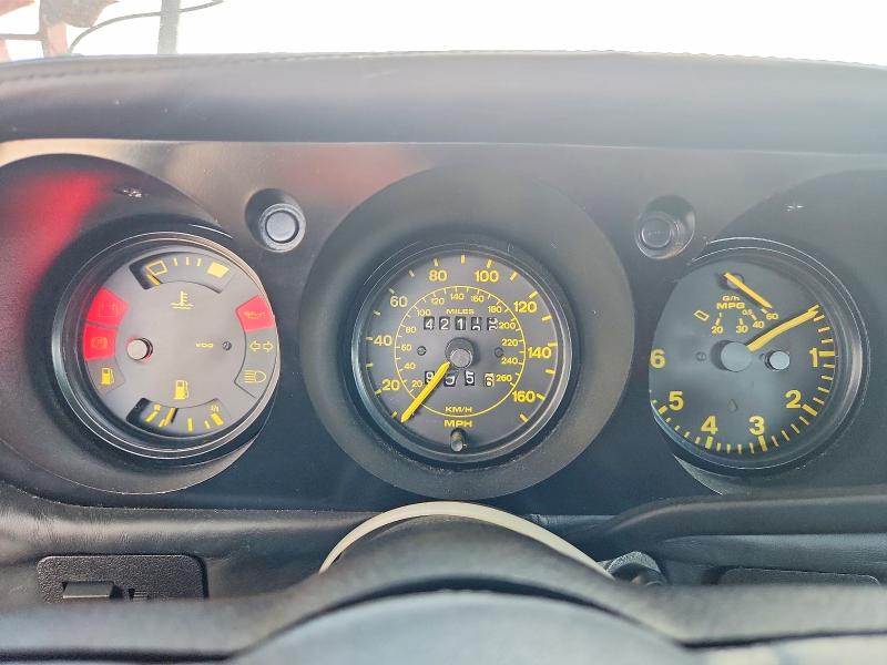 Photo 9 from auction – 1984 PORSCHE 944 with VIN WP0AA0940EN460079