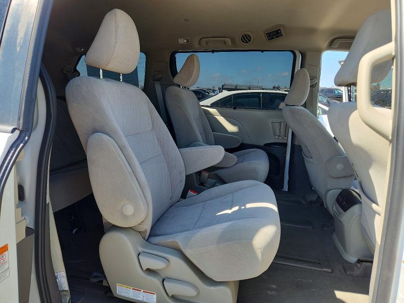 Photo 11 from auction – 2020 TOYOTA SIENNA with VIN 5TDJZ3DC2LS240409