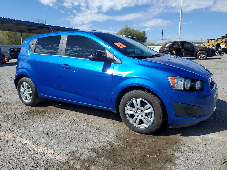 Zdjęcie 4 z aukcji – 2016 CHEVROLET SONIC z VIN 1G1JC6SH3G4132862