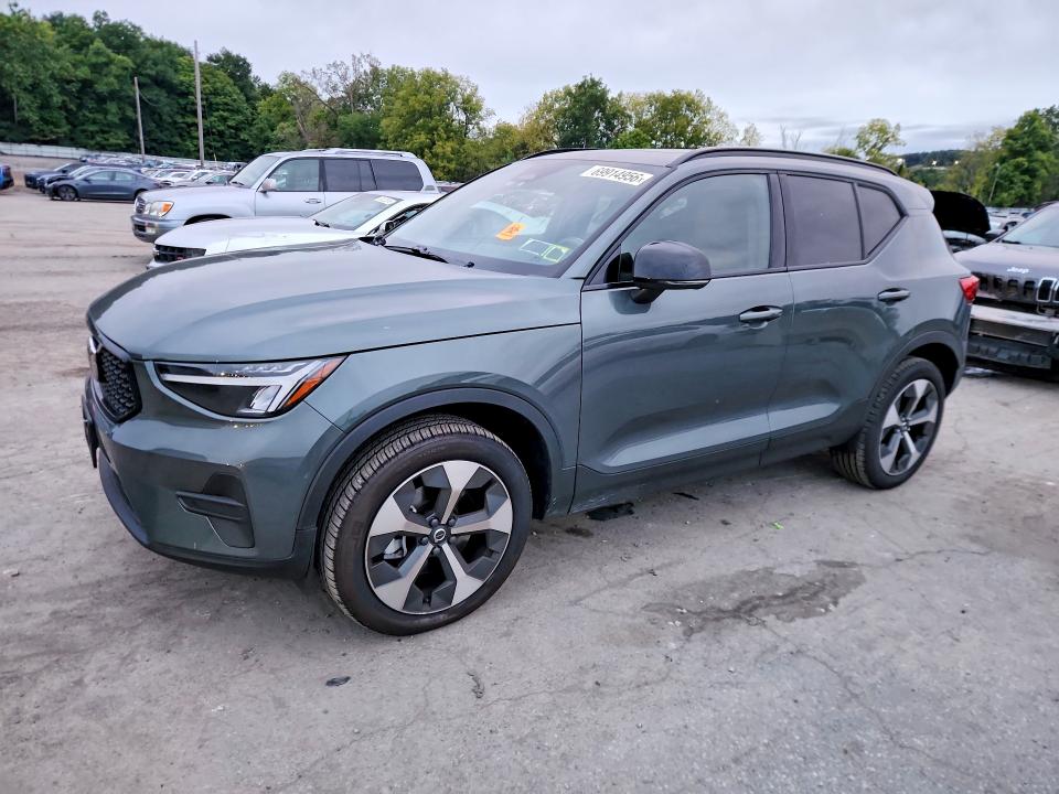 VOLVO XC40 2026 with VIN YV4L12UJ5T2818693 - Photo from auction