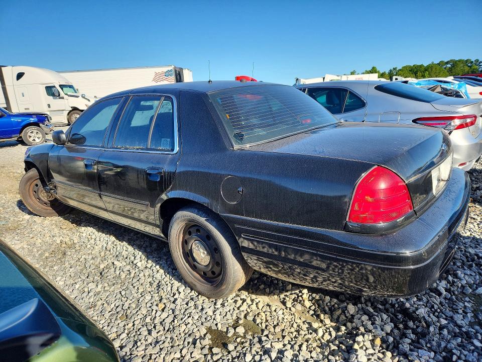 Photo 2 from auction – 2011 FORD CROWN VICTORIA with VIN 2FABP7BV4BX135563