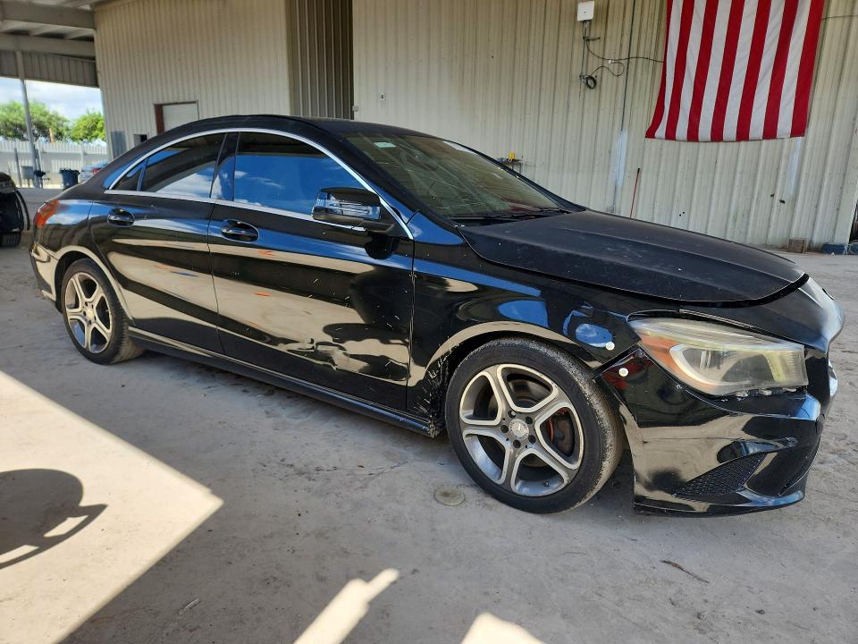 Снимка 4 от търг – 2014 MERCEDES-BENZ CLA с VIN WDDSJ4EB0EN045415