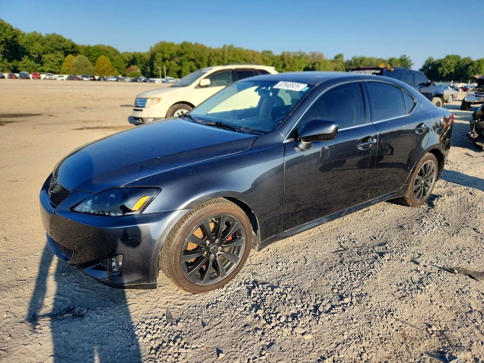 LEXUS IS 2006 with VIN JTHCK262162004145 - Photo from auction