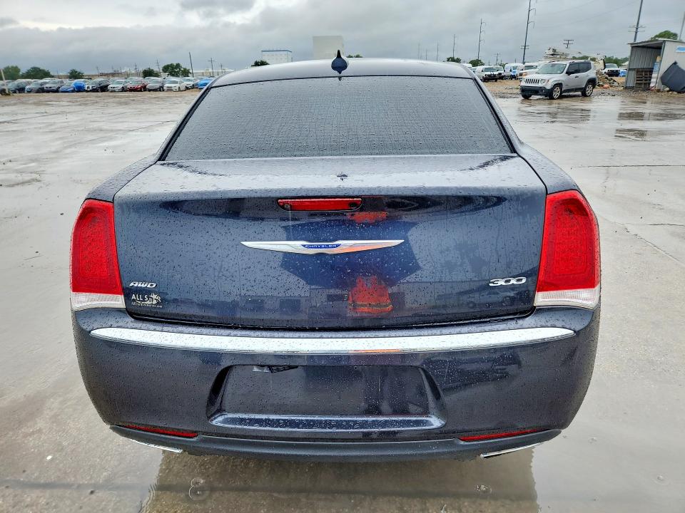 صورة رقم 6 من المزاد - 2018 CHRYSLER 300 مع VIN 2C3CCARG6JH231643