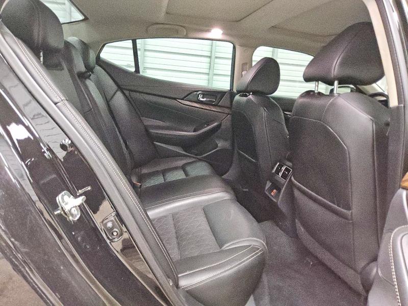 Photo 10 from auction – 2018 NISSAN MAXIMA with VIN 1N4AA6AP0JC383024