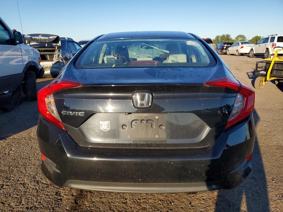 Photo 6 from auction – 2017 HONDA CIVIC with VIN 2HGFC2F50HH533247