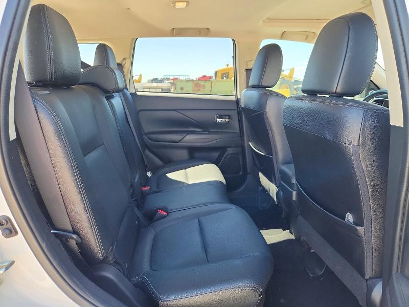Photo 11 from auction – 2018 MITSUBISHI OUTLANDER with VIN JA4JZ4AX1JZ010122