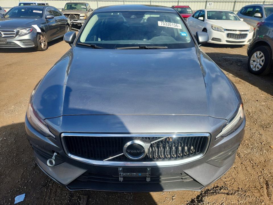Photo 5 from auction – 2020 VOLVO S60 with VIN 7JRA22TK0LG065189