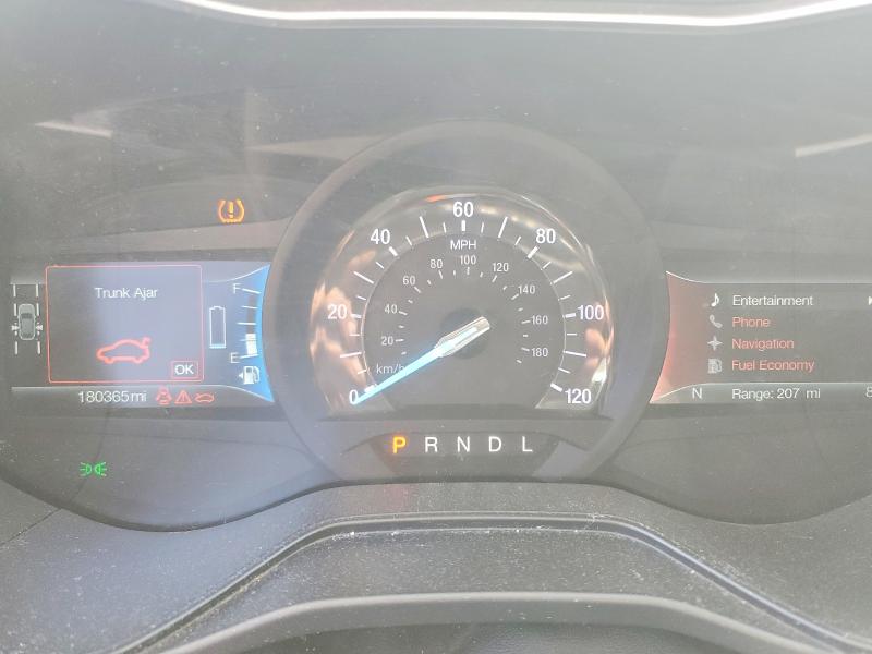 Photo 9 from auction – 2019 FORD FUSION with VIN 3FA6P0LU8KR119170