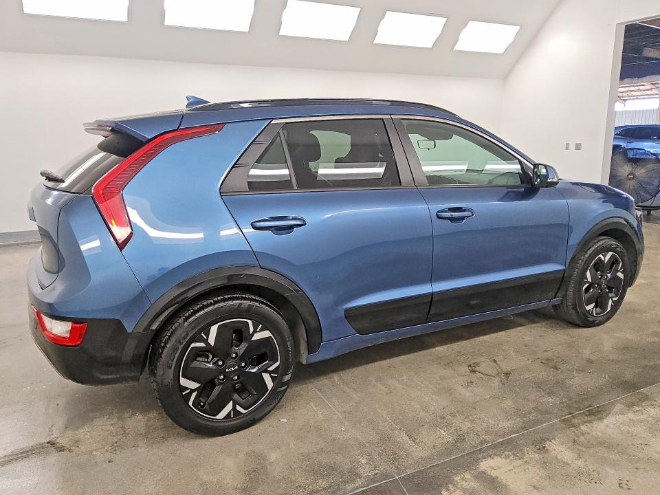 Photo 3 from auction – 2023 KIA NIRO with VIN KNDCR3L19P5021340