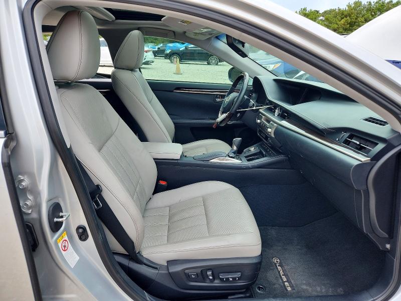 Photo 7 from auction – 2016 LEXUS ES with VIN 58ABK1GG3GU002196