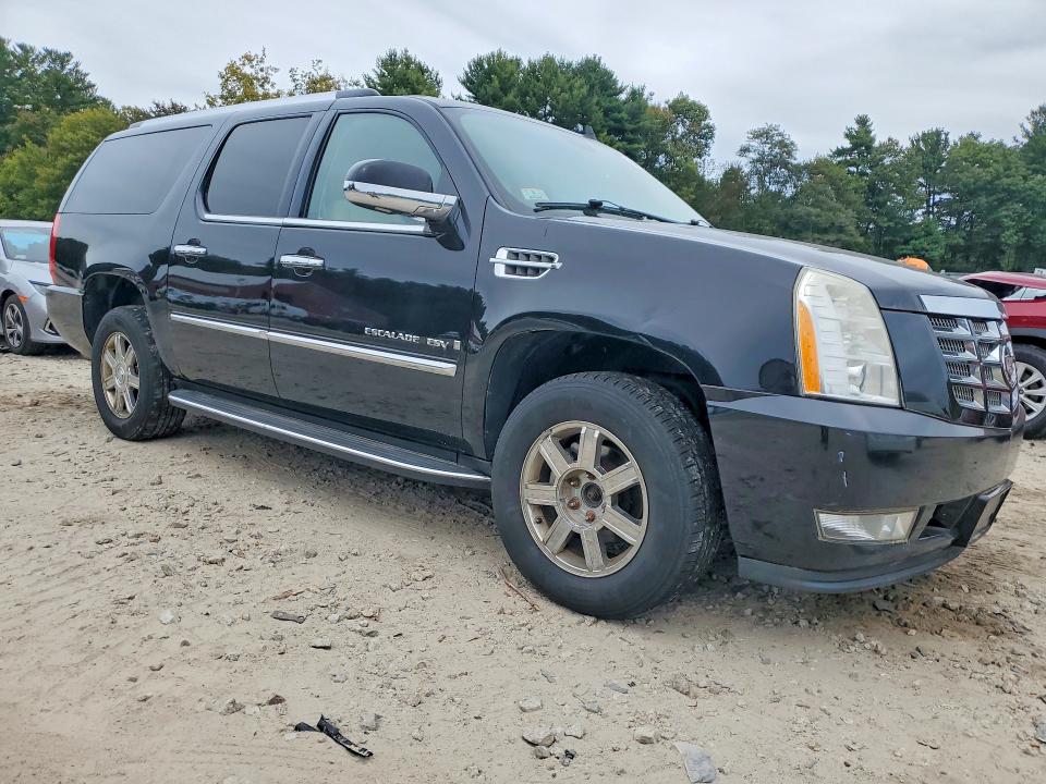 Photo 4 from auction – 2008 CADILLAC ESCALADE with VIN 1GYFK66828R205678