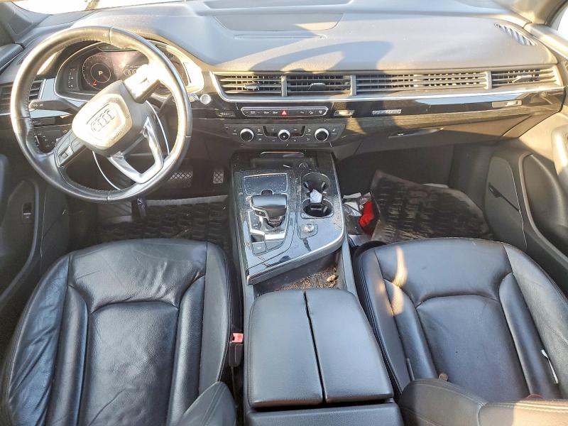 Photo 8 from auction – 2017 AUDI Q7 with VIN WA1LAAF73HD028944