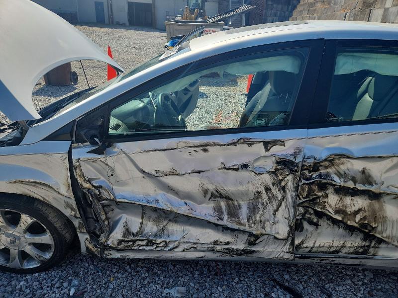 Photo 7 from auction – 2013 HYUNDAI ELANTRA with VIN 5NPDH4AEXDH281325