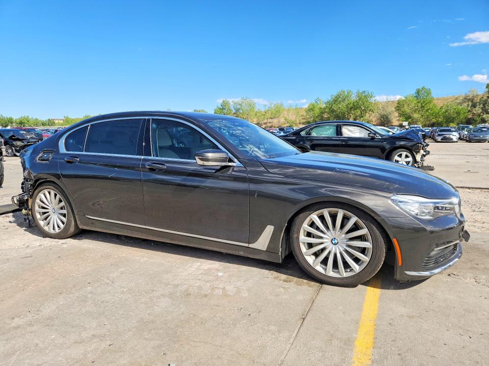 Photo 4 from auction – 2016 BMW 740 with VIN WBA7E2C53GG548107